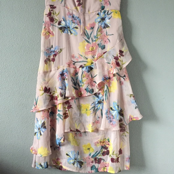 Band Of Gypsies- Sunny Mauve Floral Ruffle Dress - Picture 7 of 16